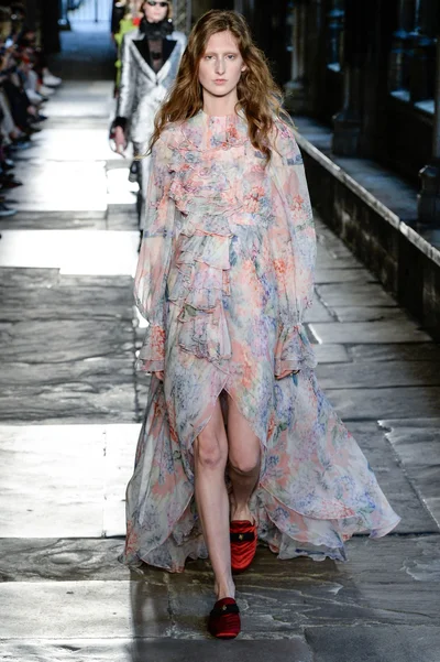 Look 62